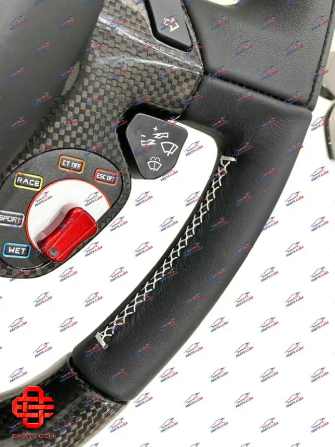 FERRARI 488 PISTA / SPIDER CARBON STEERING WHEEL WITH LED