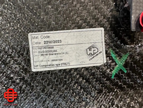 FERRARI 812 COMPETIZIONE CARBON ROOF PANEL COVER RH