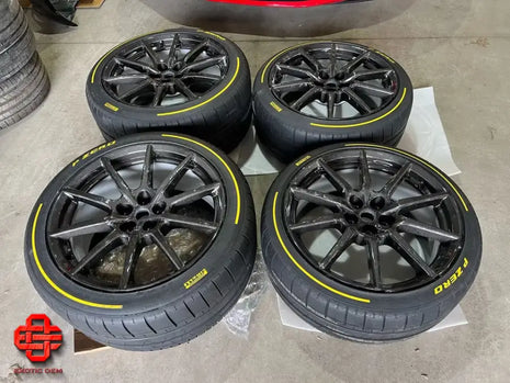 FERRARI 812 COMPETIZIONE - CARBON WHEELS NEW RIMS NEW