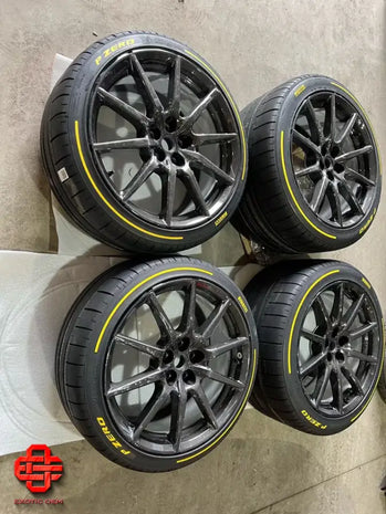 FERRARI 812 COMPETIZIONE - CARBON WHEELS NEW RIMS NEW