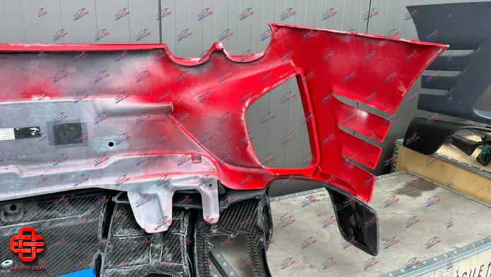 FERRARI 812 COMPETIZIONE REAR BUMPER WITH DIFFUSER CARBON