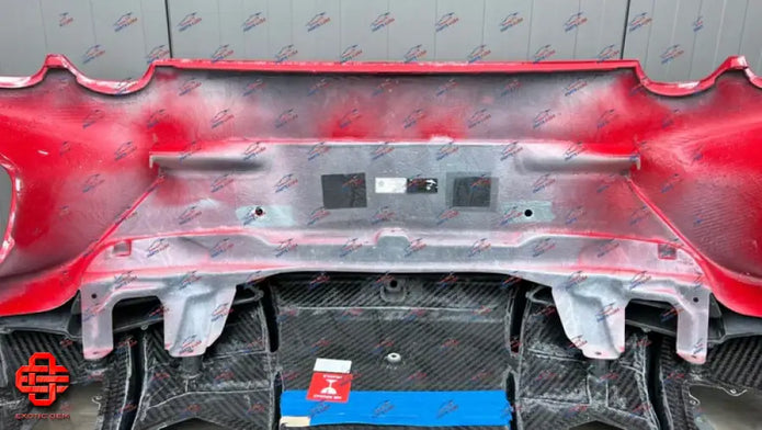 FERRARI 812 COMPETIZIONE REAR BUMPER WITH DIFFUSER CARBON