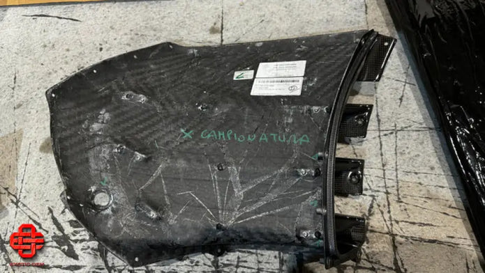 FERRARI 812 COMPETIZIONE RH LH REAR AIR INTAKE CARBON OEM