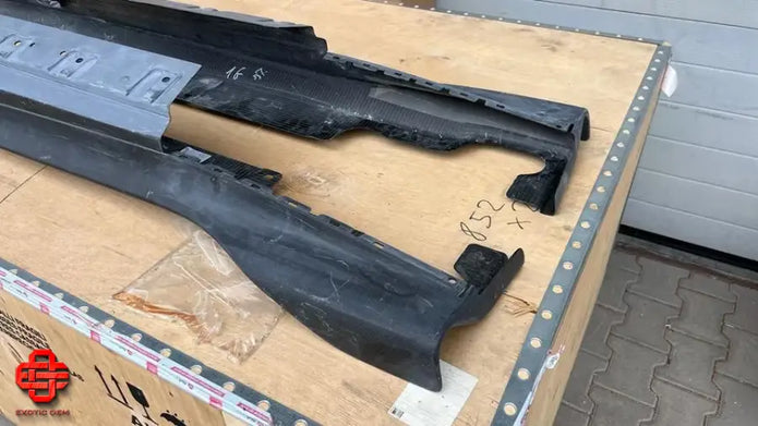 FERRARI 812 COMPETIZIONE SIDE SKIRTS SET