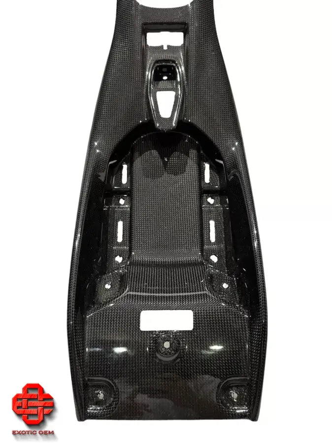 FERRARI 812 SUPERFAST CENTER CONSOLE CARBON CENTER CONSOLE TUNNEL
