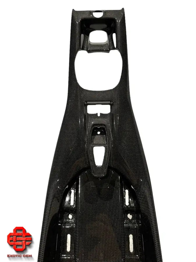 FERRARI 812 SUPERFAST CENTER CONSOLE CARBON CENTER CONSOLE TUNNEL