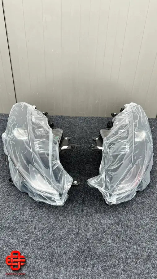 FERRARI 812 SUPERFAST GTS HEADLIGHT LH RH OEM