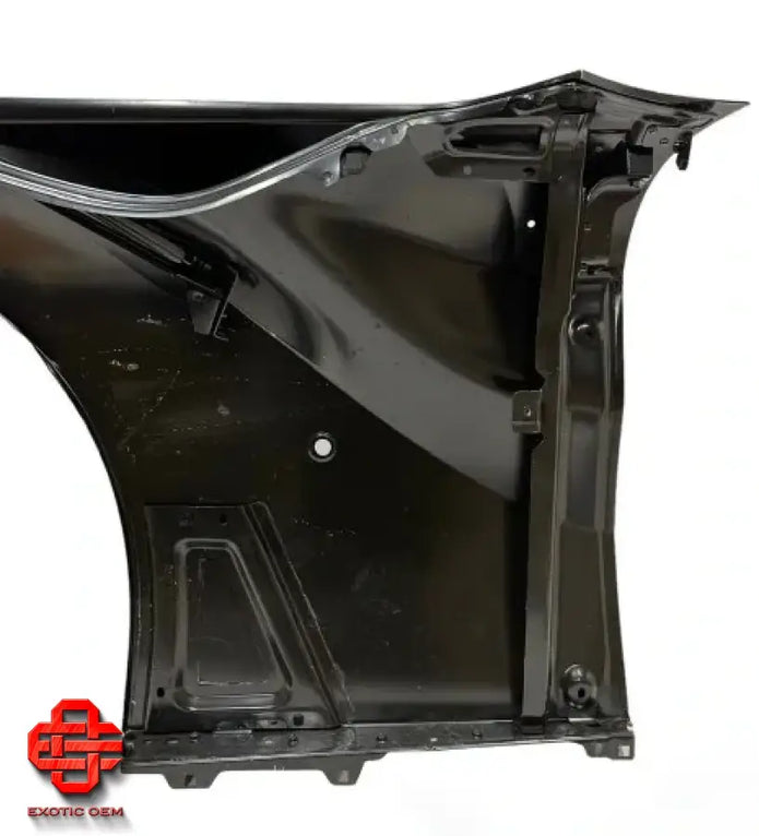 FERRARI F12 BERLINETTA RIGHT FENDER