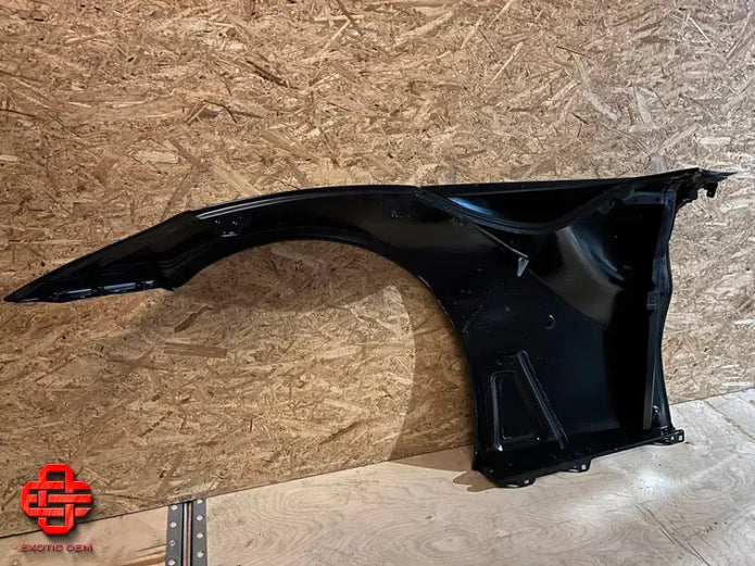 FERRARI F12 - NEW RIGHT FENDER