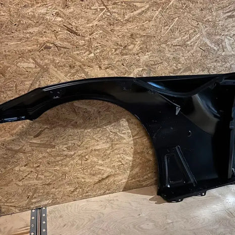 FERRARI F12 - NEW RIGHT FENDER