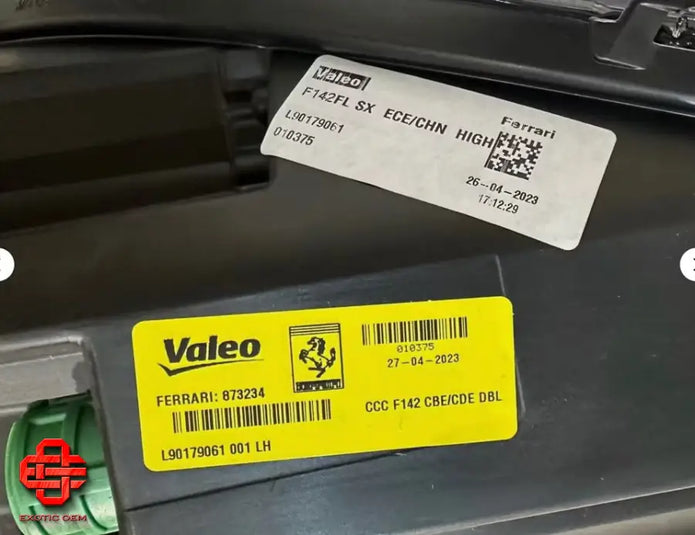 FERRARI F8 CARBON LEFT HEADLIGHT