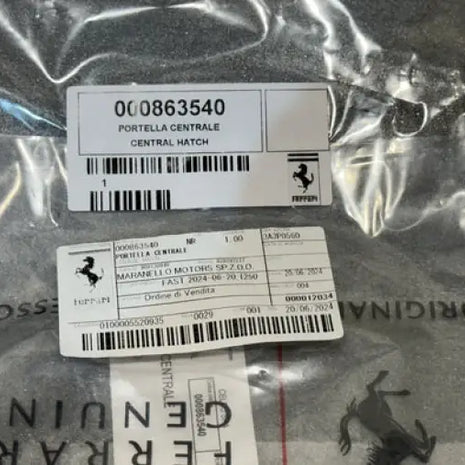 FERRARI F8 TRIBUTO / SPIDER CENTRAL HATCH REAR DIFFUSER OEM