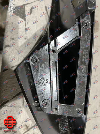 FERRARI F8 TRIBUTO / SPIDER LH FLANK FLOW SPLITTER