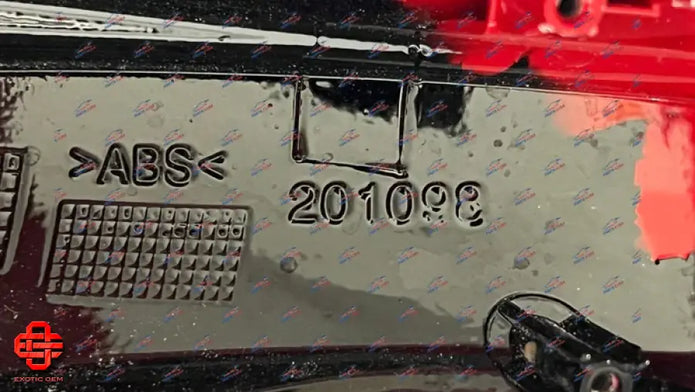 FERRARI F8 TRIBUTO / SPIDER MIRROR COVER FOR CAMERA VERSION