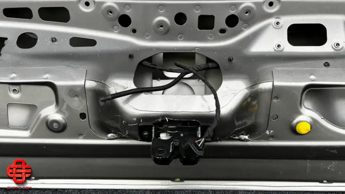FERRARI FF TRUNK LID WITH GLASS COMPLETE OEM