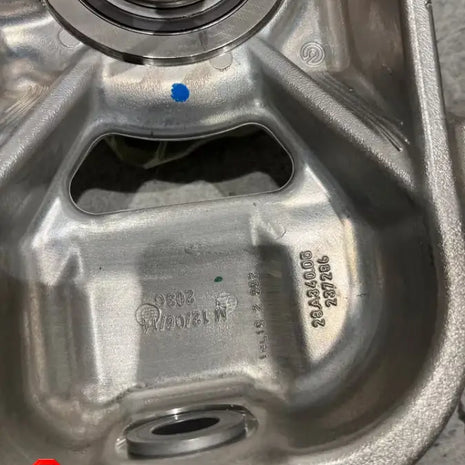 FERRARI - FRONT RIGHT WHEEL HUB NEW