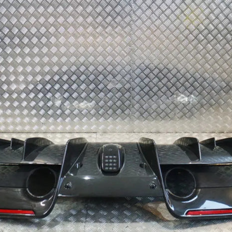 FERRARI PISTA CARBON REAR DIFFUSER COMPLETE WITHOUT CAMERA AND FLAP