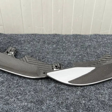 FERRARI PISTA RH LATERAL SPOILER CARBON