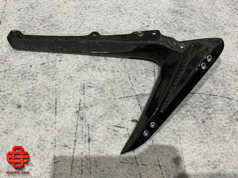 FERRARI PISTA RH LATERAL UNDER-CHIN ELEMENT CARBON