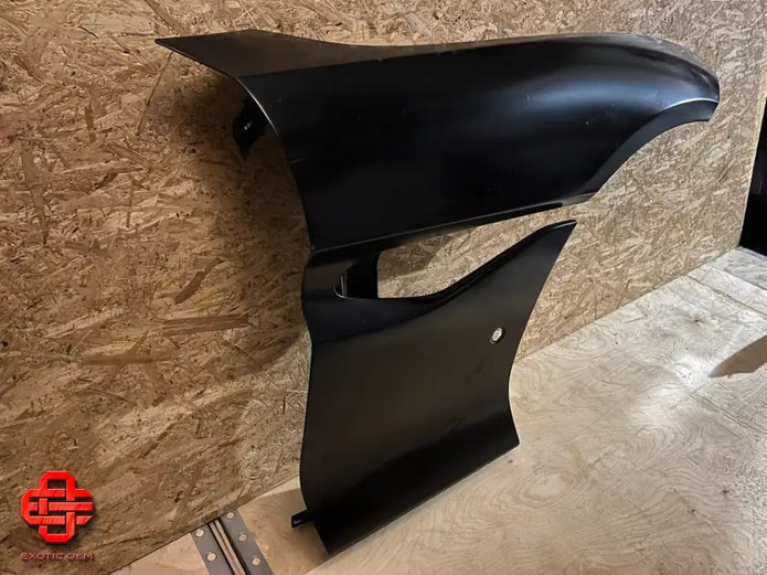 FERRARI PORTOFINO - NEW RIGHT FENDER