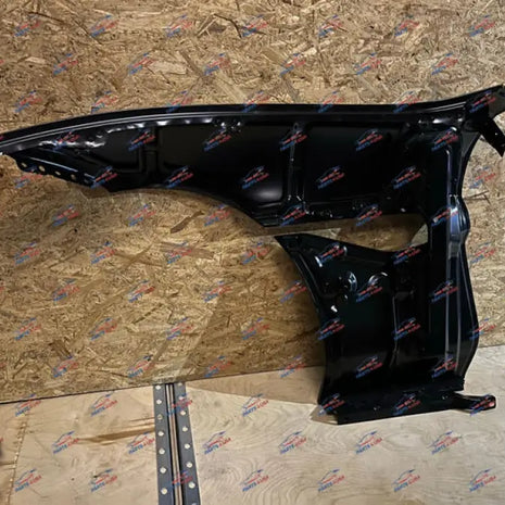 FERRARI PORTOFINO RH FENDER SHIELD VERSION