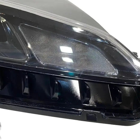 FERRARI PORTOFINO RIGHT HEADLIGHT