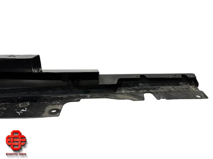 FERRARI PORTOFINO SIDE SKIRT TRIM LH