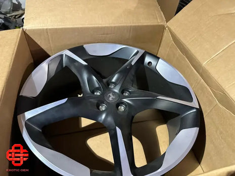 FERRARI PUROSANGUE - RIM SET AS GOOD AS NEW 2025