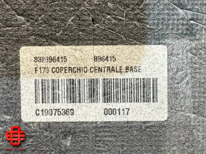 FERRARI SF90 CARBON CENTER COVER SPOILER