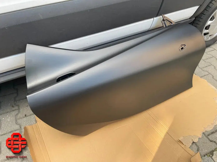 FERRARI SF90 - NEW RIGHT DOOR