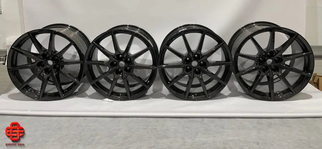 FERRARI SF90 OEM CARBON WHEELS