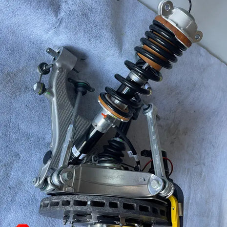 FERRARI SF90 OEM SUSPENSION WITH BRAKES DISCS AND CALIPERS