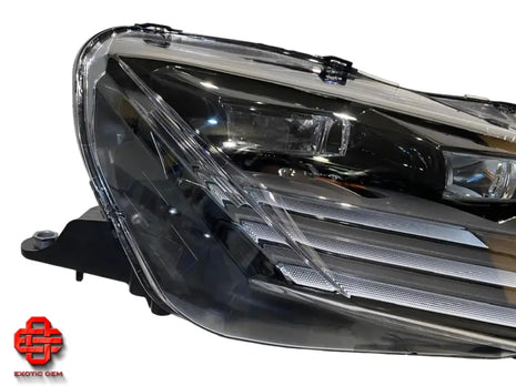 FERRARI SF90 RIGHT HEADLIGHT