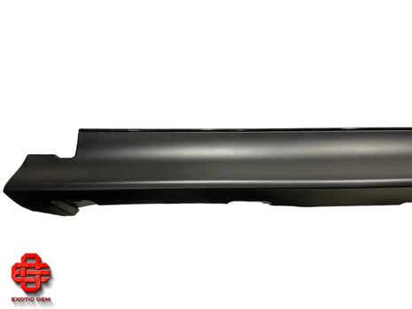 FERRARI SF90 SIDE SKIRT UNDERDOOR TRIM LH