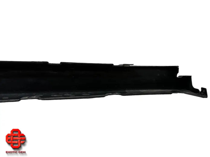 FERRARI SF90 SIDE SKIRT UNDERDOOR TRIM LH