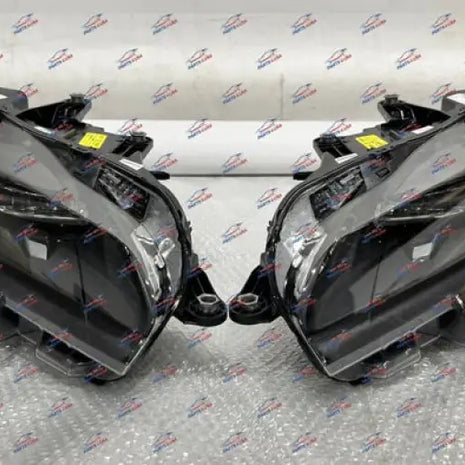 FERRARI SF90 STRADALE HEADLIGHT COMPLETE LEFT AND RIGHT