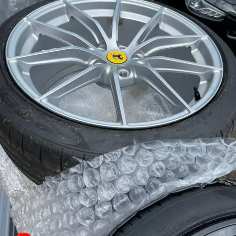 FERRARI WHEEL AND TYRE SET