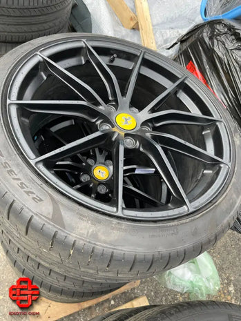 FERRARI WHEEL AND TYRE SET