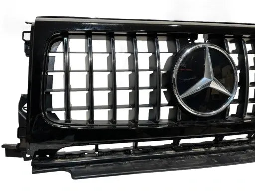 MERCEDES BENZ AMG G63 RADIATOR GRILL