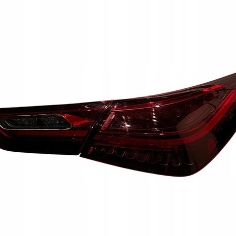 MERCEDES BENZ CLA W118 TYLNA LAMPA