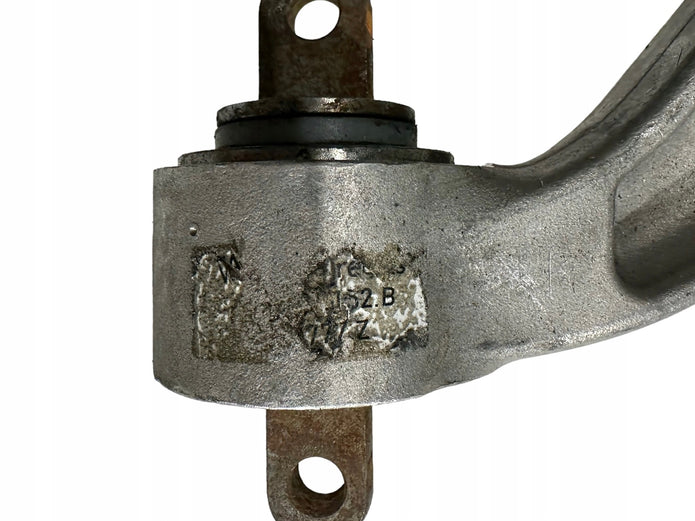 LAMBORGHINI AUDI R8 RIGHT WISHBONE