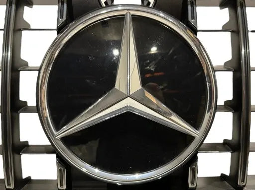 MERCEDES BENZ AMG G63 RADIATOR GRILL