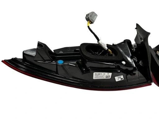 MASERATI LEVANTE LEFT REAR LAMP