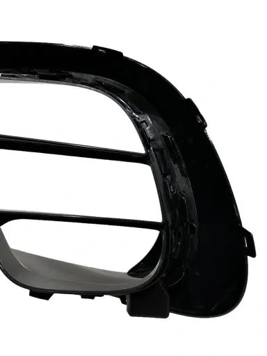 MERCEDES BENZ SIDE GRILL