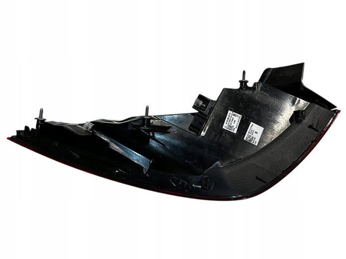 MERCEDES BENZ CLA W118 TYLNA LAMPA