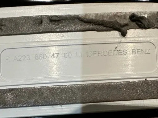MERCEDES W223 DOOR SILL COVER