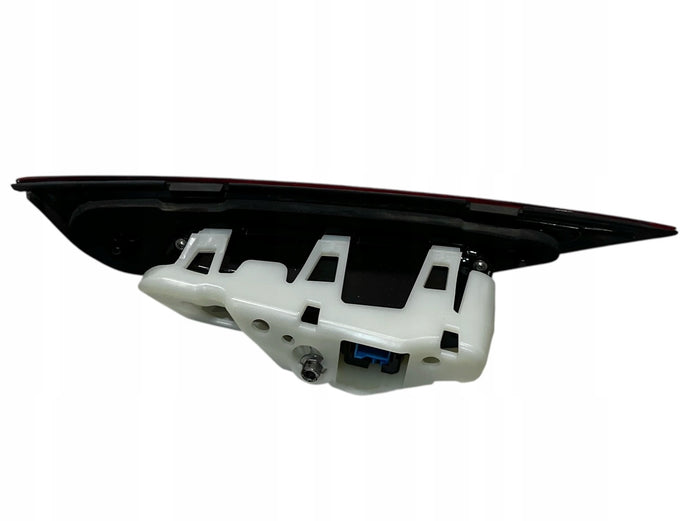 MERCEDES BENZ CLA W118 TYLNA LAMPA