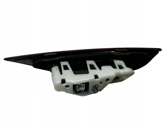 MERCEDES BENZ CLA W118 TYLNA LAMPA