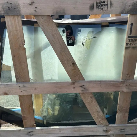 LAMBORGHINI AVENTADOR FRONT WINDSCREEN