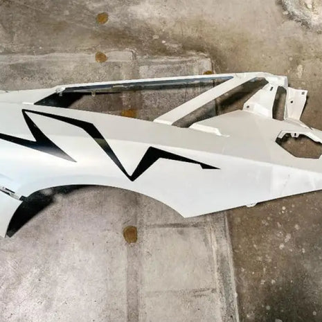 LAMBORGHINI AVENTADOR QUARTER PANEL RIGHT SIDE WHITE